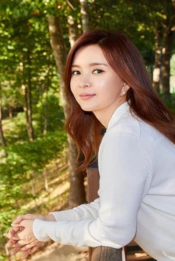 Shin Eun-jung