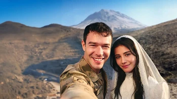 تو کسی هستی که دوستش دارم